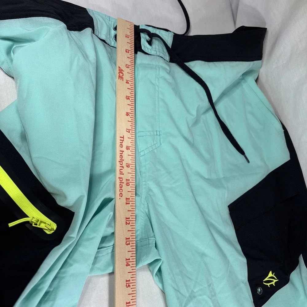 Loco Skailz Board Shorts Fishing Swim Trunks Performance Cargo Men’s Size 40